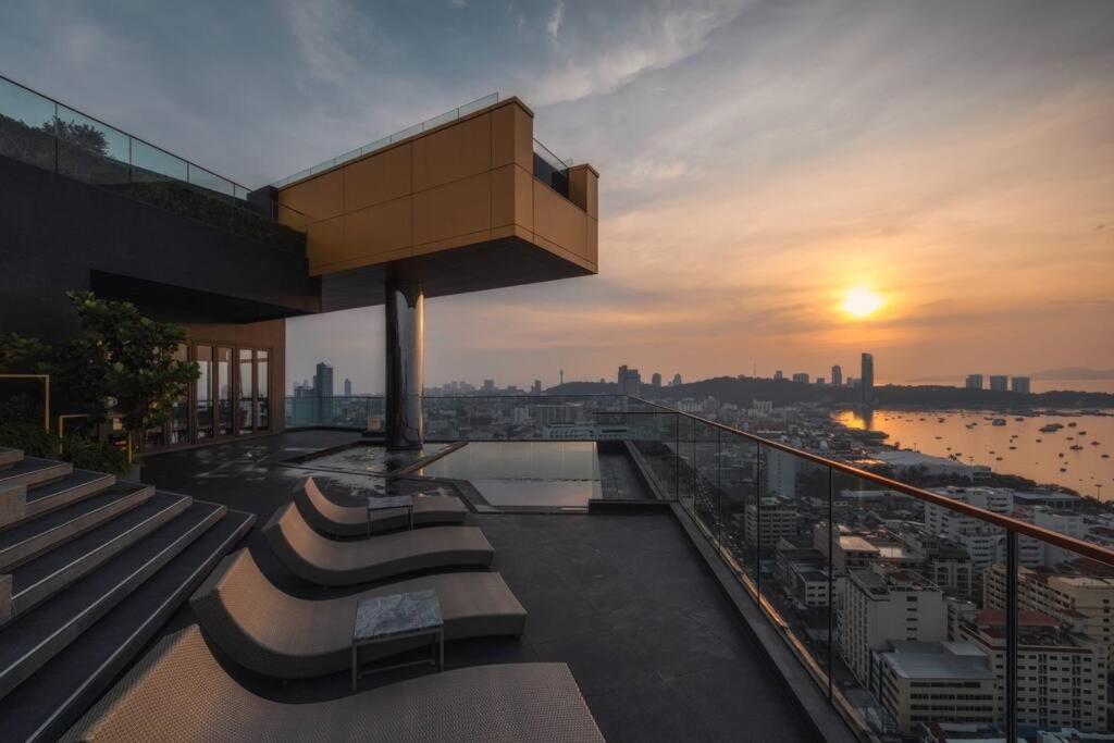 Edge Central Pattaya Bj 88 Extérieur photo